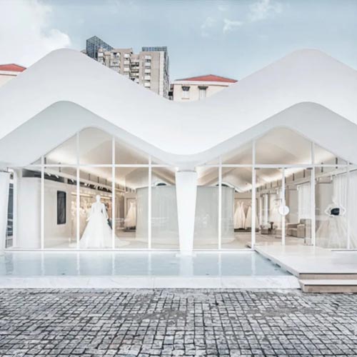 MACARIA国际精品婚纱礼服馆设计