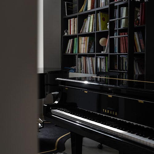 自然肌理与钢琴音律的完美碰撞