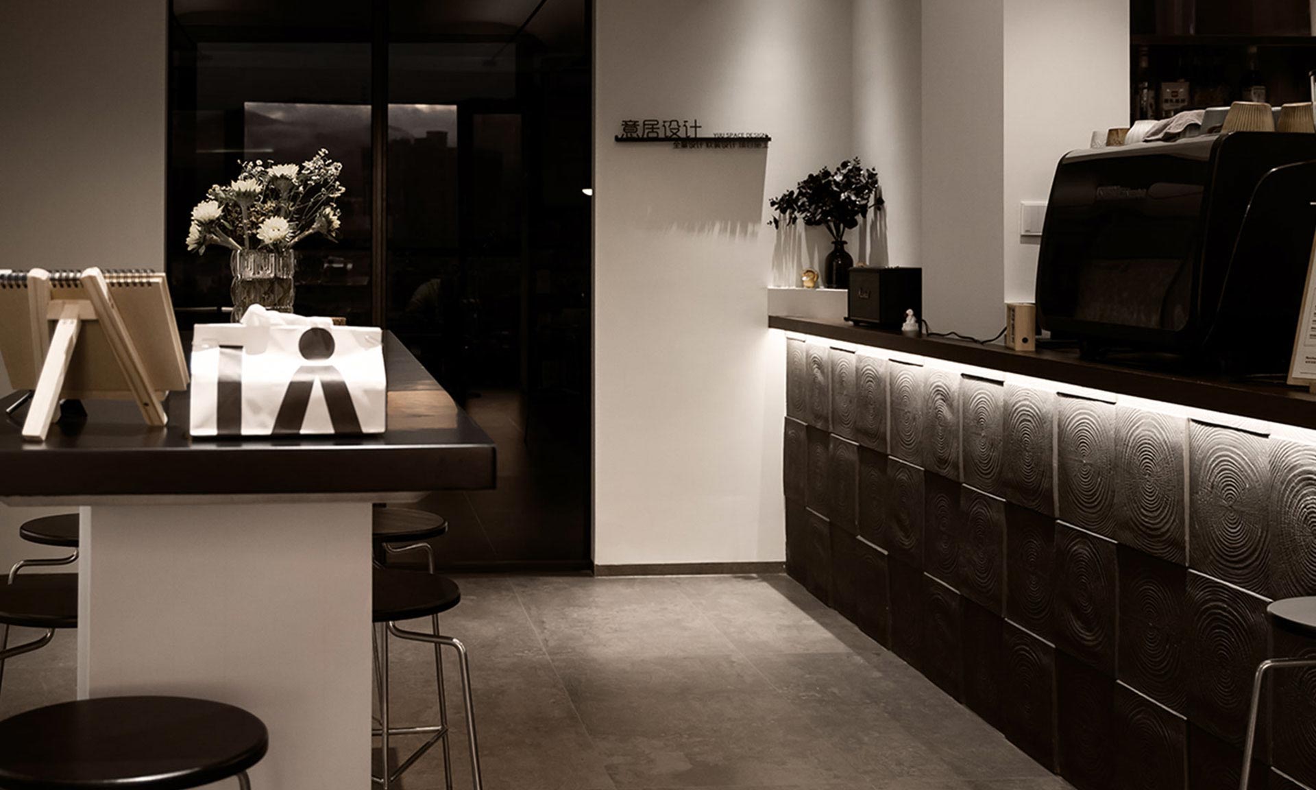 108㎡咖啡厅设计,品鉴深邃丰富的质感空间