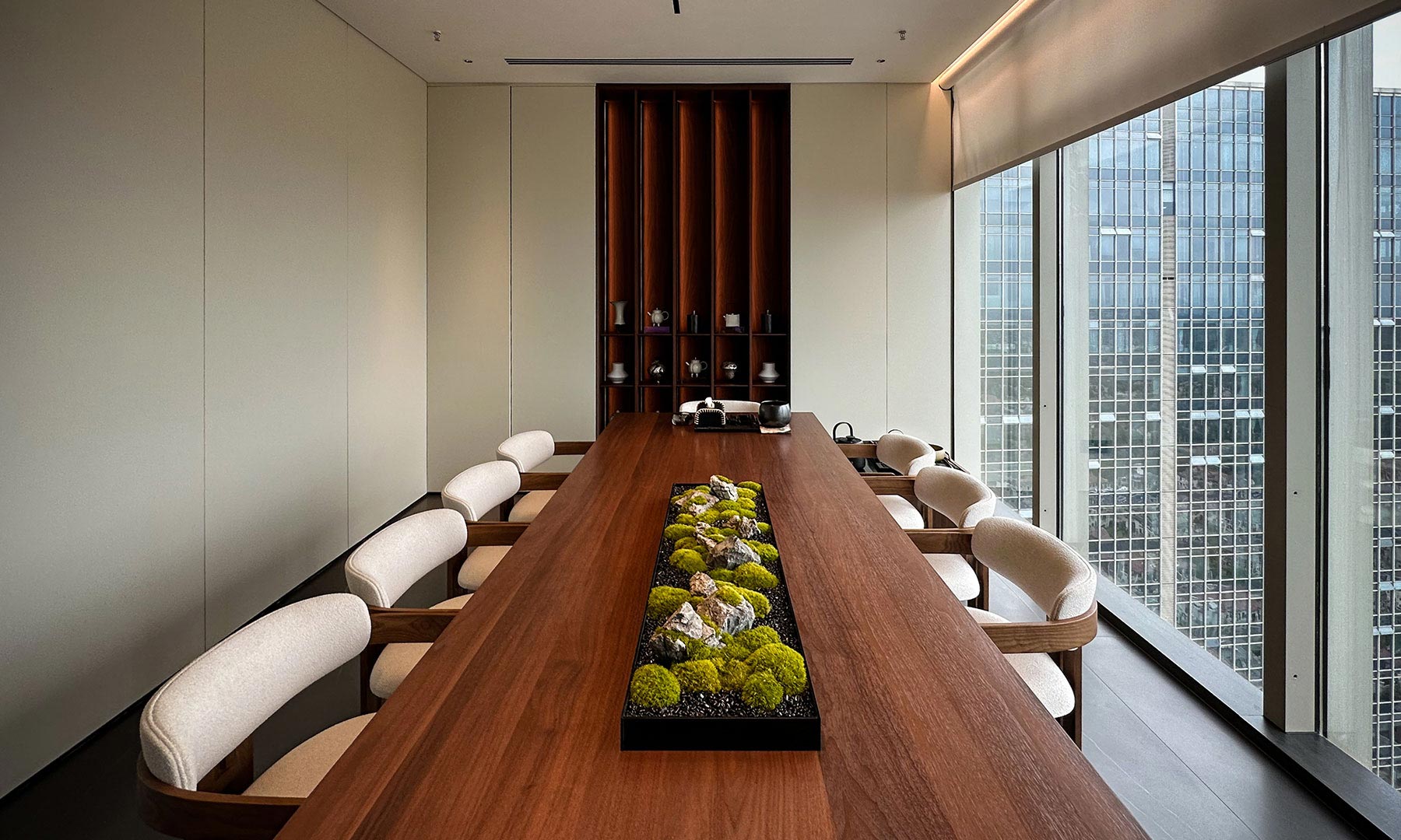 把办公室装成这样，很难让人不羡慕